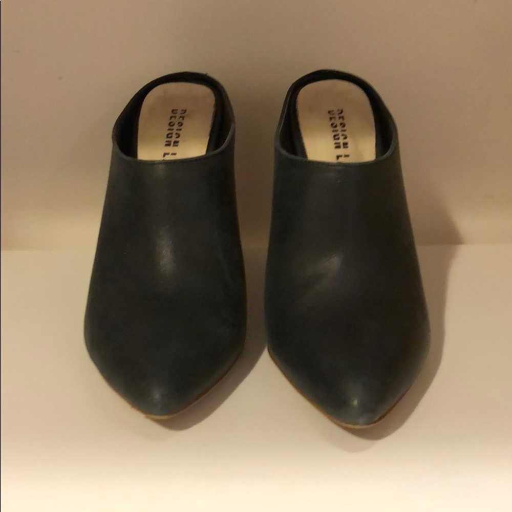 Design Lab Lord& Taylor Slip on Heels